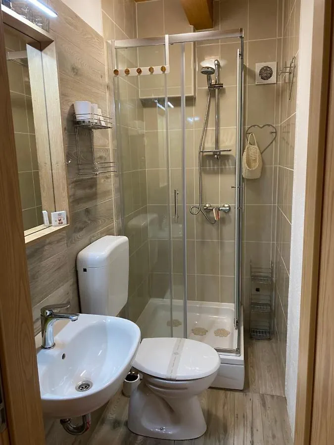 Apartments Vjeverica Zelin Mrzlovodicki 0*,  Kroatien