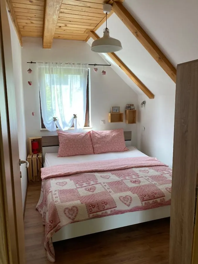 Apartments Vjeverica Zelin Mrzlovodicki